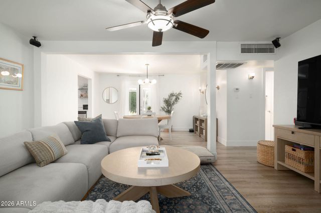 4813 E FAIRMOUNT Avenue, Phoenix, AZ 85018