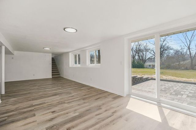 709 W Clay Street, Harrisonville, MO 64701