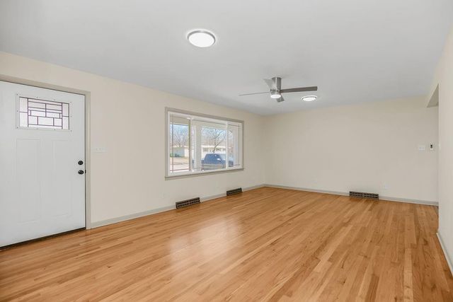 709 W Clay Street, Harrisonville, MO 64701