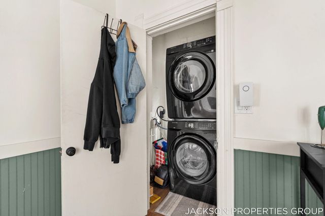 224 Spencer Street NE, Grand Rapids, MI 49505