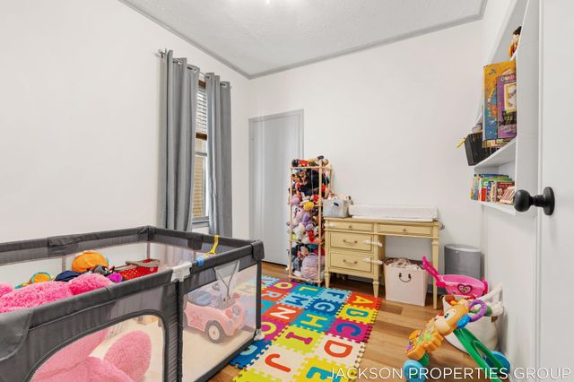 224 Spencer Street NE, Grand Rapids, MI 49505