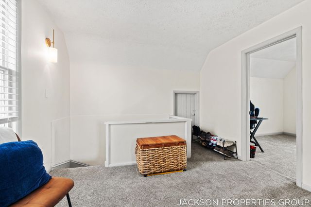 224 Spencer Street NE, Grand Rapids, MI 49505