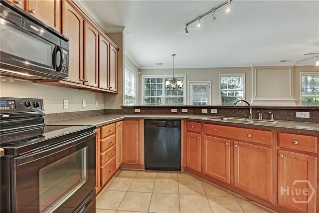 8 Longberry Lane, Savannah, GA 31419