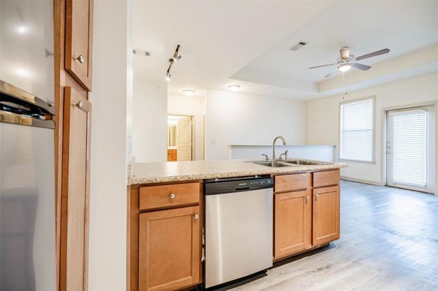 8515 S Interstate 35 RD 11233, Austin, TX 78744