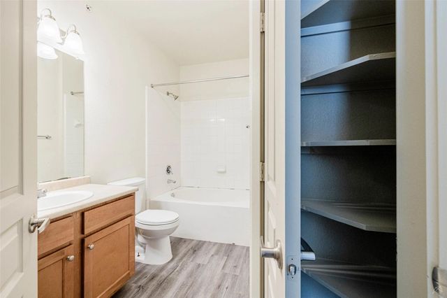 8515 S Interstate 35 RD 11233, Austin, TX 78744