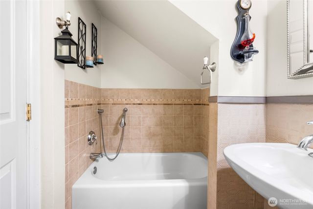 430 Rainbow Drive, Sedro Woolley, WA 98284