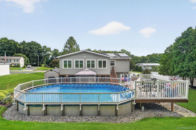 10 Pine Drive, Stony Point, NY 10980