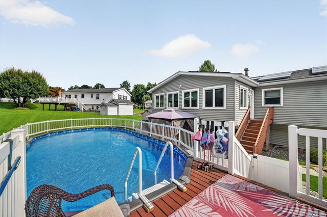 10 Pine Drive, Stony Point, NY 10980