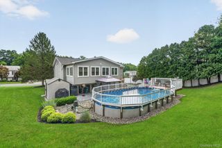 10 Pine Drive, Stony Point, NY 10980