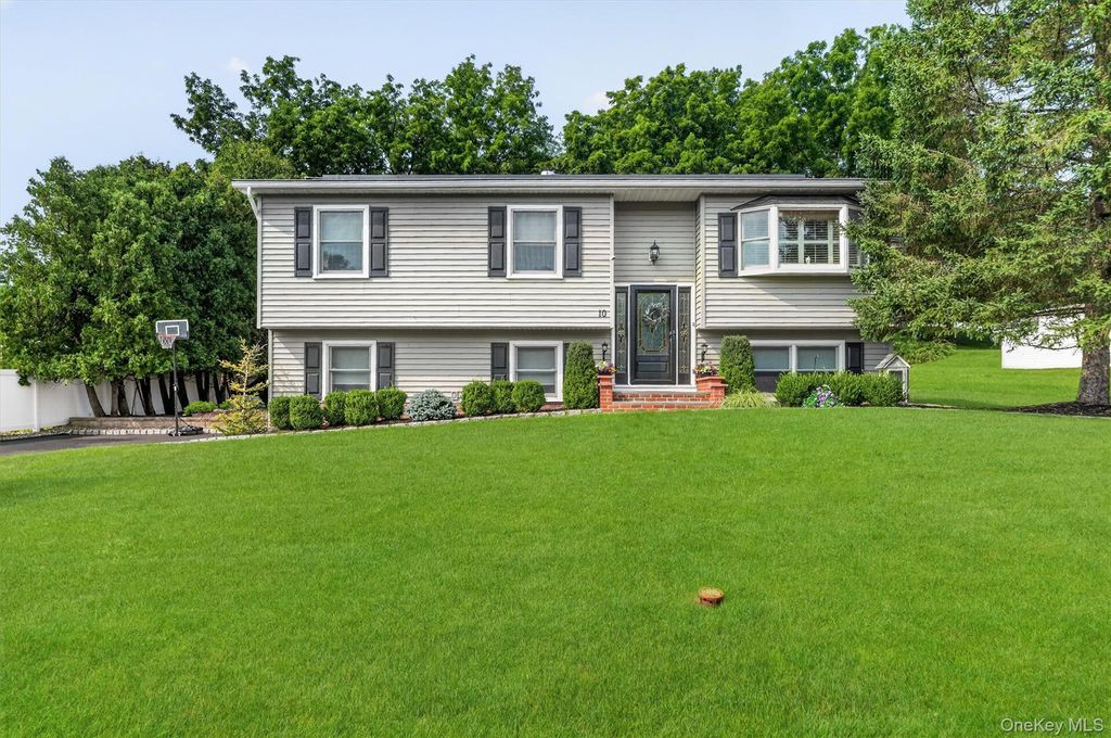 10 Pine Drive, Stony Point, NY 10980 — photo 2