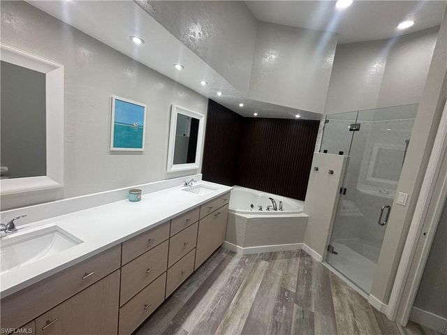 11670 Pine Hammock CIR, Fort Myers, FL 33919