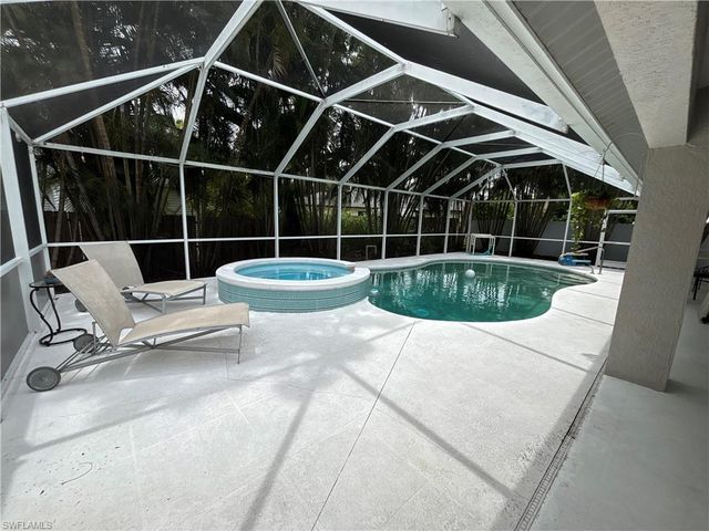 11670 Pine Hammock CIR, Fort Myers, FL 33919
