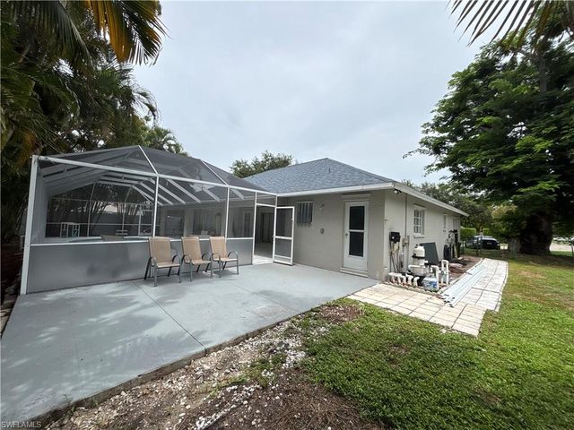 11670 Pine Hammock CIR, Fort Myers, FL 33919
