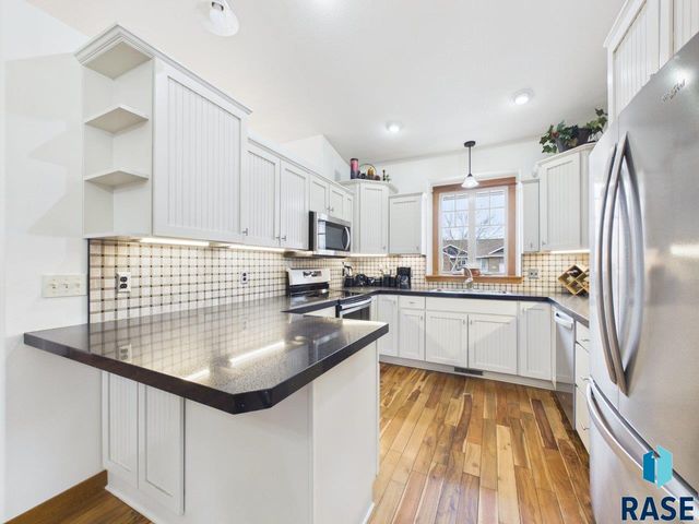 4069 S Tuscany Ct Court, Sioux Falls, SD 57103