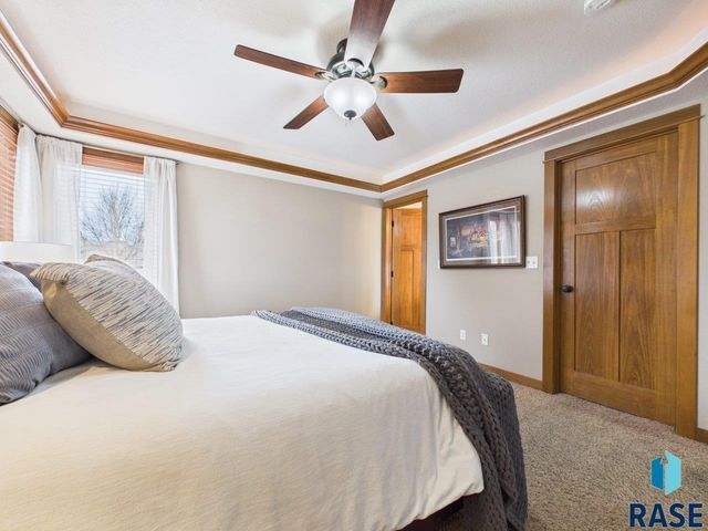 4069 S Tuscany Ct Court, Sioux Falls, SD 57103