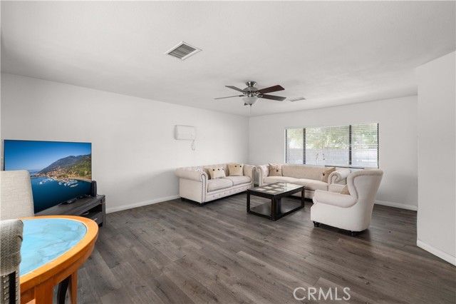 38617 95th Street, Palmdale, CA 93591