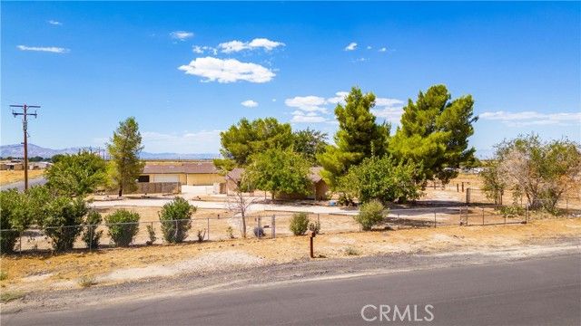 38617 95th Street, Palmdale, CA 93591