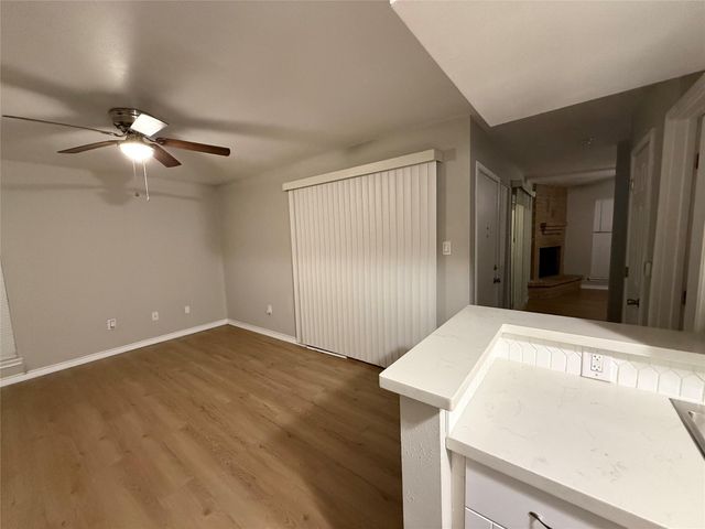 260 El Dorado Boulevard 1002, Houston, TX 77598