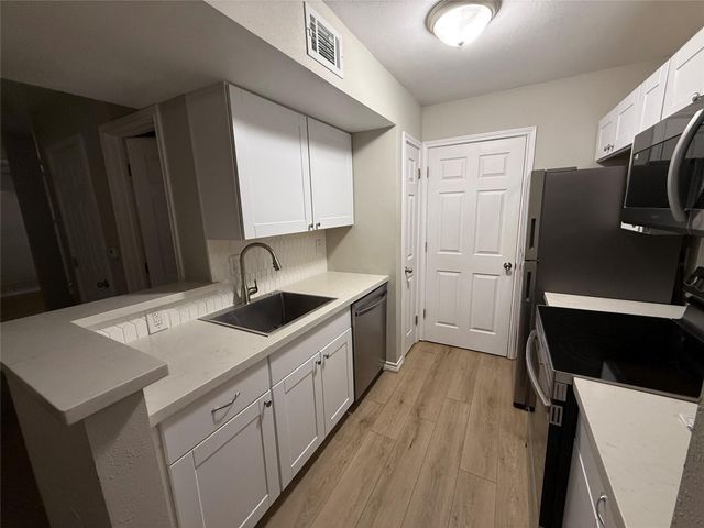 260 El Dorado Boulevard 1002, Houston, TX 77598