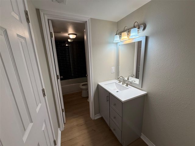 260 El Dorado Boulevard 1002, Houston, TX 77598