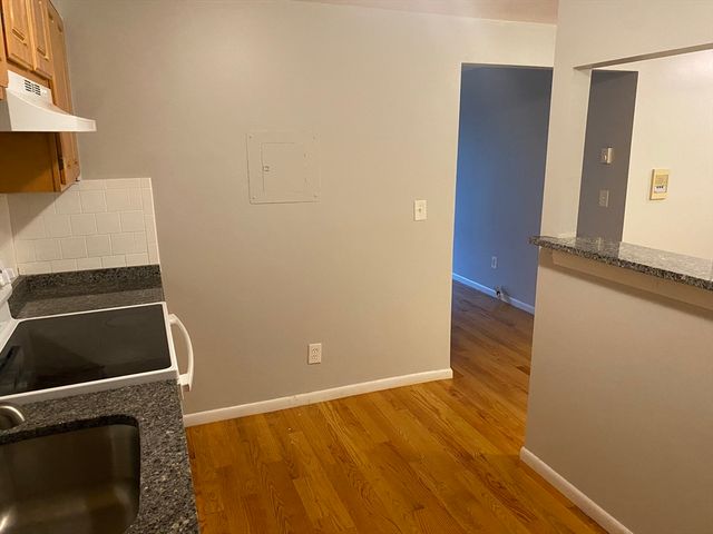 55 Elmwood 16, Quincy, MA 02170