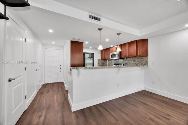 3808 NE 6th Ave 1, Miami, FL 33137