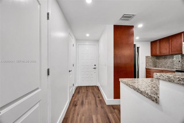 3808 NE 6th Ave 1, Miami, FL 33137