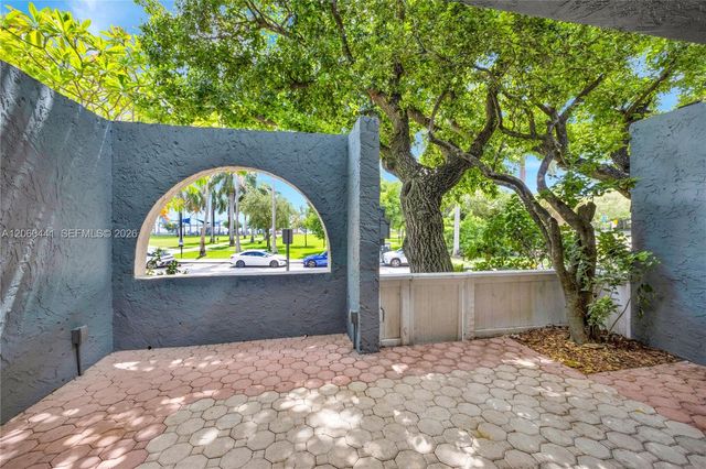 3808 NE 6th Ave 1, Miami, FL 33137