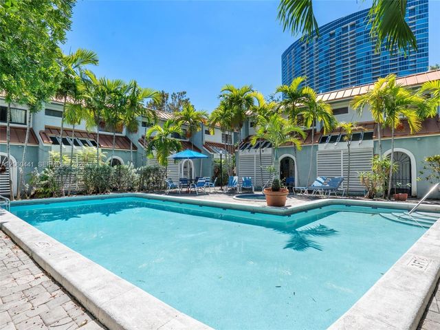 3808 NE 6th Ave 1, Miami, FL 33137