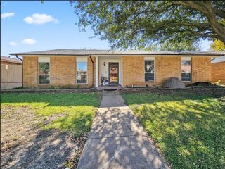 7306 Oakmore Drive, Dallas, TX 75249