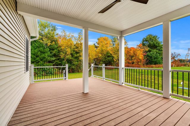 27 Lily Lane, Londonderry, NH 03053