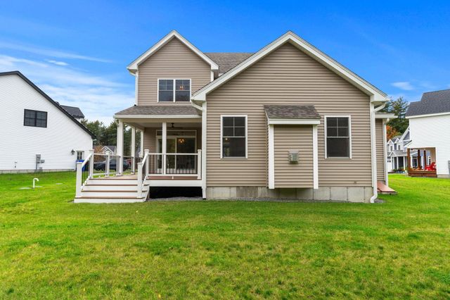 27 Lily Lane, Londonderry, NH 03053