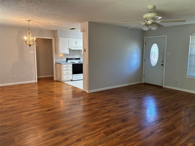 3605 Wendell Drive, North Richland Hills, TX 76117