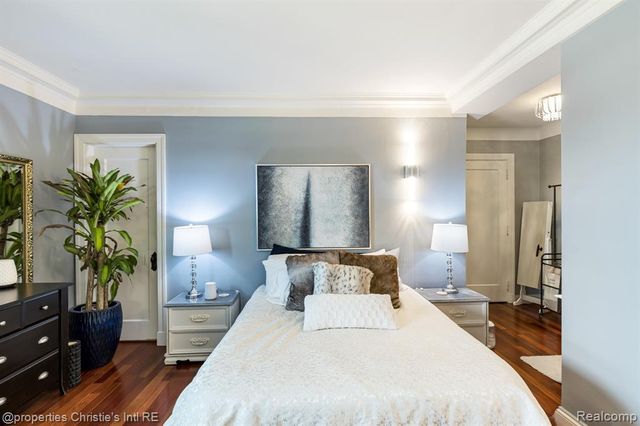 15 E Kirby Street 826, Detroit, MI 48202