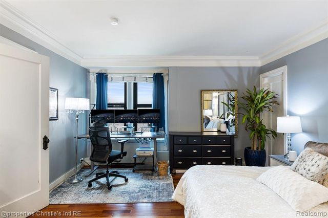 15 E Kirby Street 826, Detroit, MI 48202