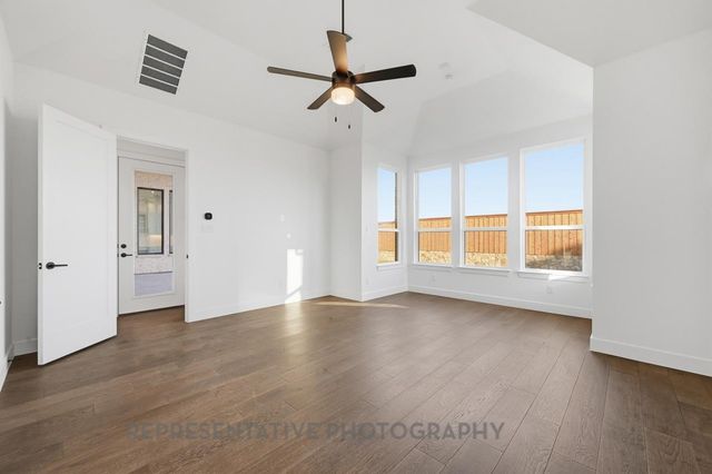 4104 Meander Way, Celina, TX 75078