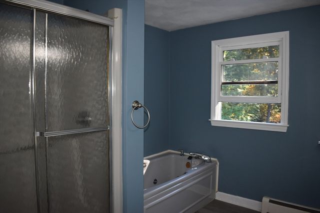 67 Bernice Ave, Leominster, MA 01453