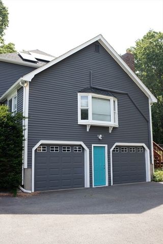 67 Bernice Ave, Leominster, MA 01453