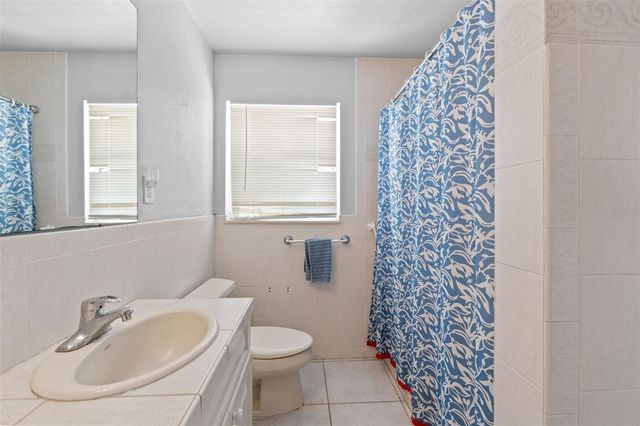 7300 11TH AVENUE N, St Petersburg, FL 33710
