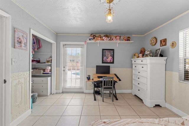 7300 11TH AVENUE N, St Petersburg, FL 33710