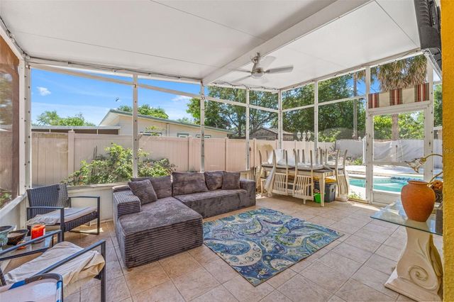 7300 11TH AVENUE N, St Petersburg, FL 33710