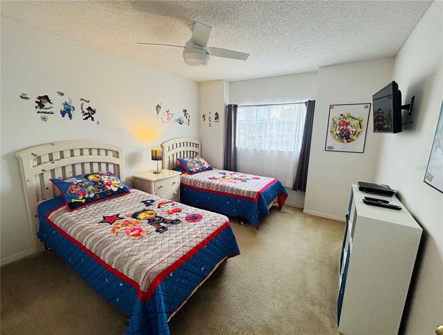 936 LAKE BERKLEY DRIVE, Kissimmee, FL 34746