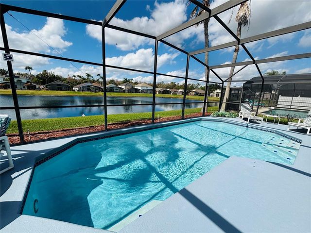 936 LAKE BERKLEY DRIVE, Kissimmee, FL 34746