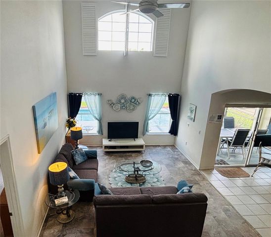 936 LAKE BERKLEY DRIVE, Kissimmee, FL 34746