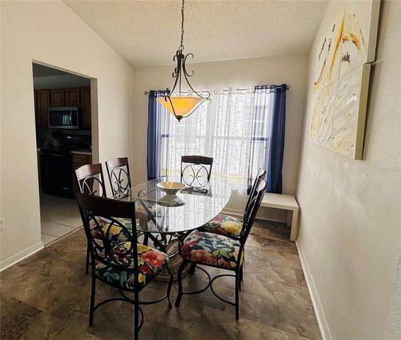 936 LAKE BERKLEY DRIVE, Kissimmee, FL 34746