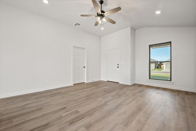 2406 Helena Avenue, Lubbock, TX 79407