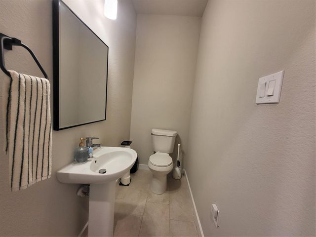 6615 Ezzard Charles Lane, Houston, TX 77091