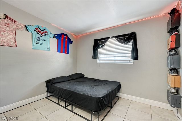 2829 Emmons Avenue, North Las Vegas, NV 89030