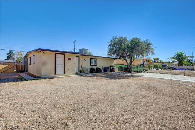 2829 Emmons Avenue, North Las Vegas, NV 89030