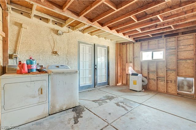 2829 Emmons Avenue, North Las Vegas, NV 89030